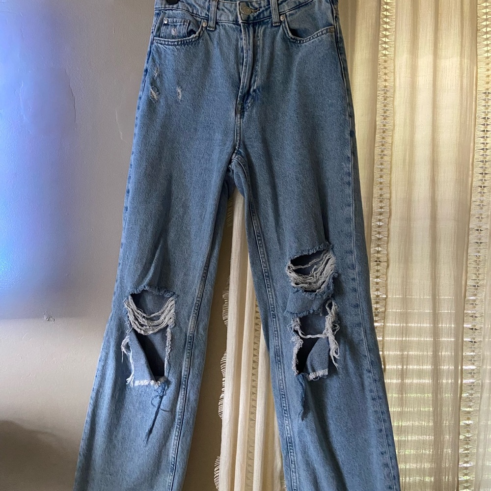 H&M Women's Distressed Blue Jeans